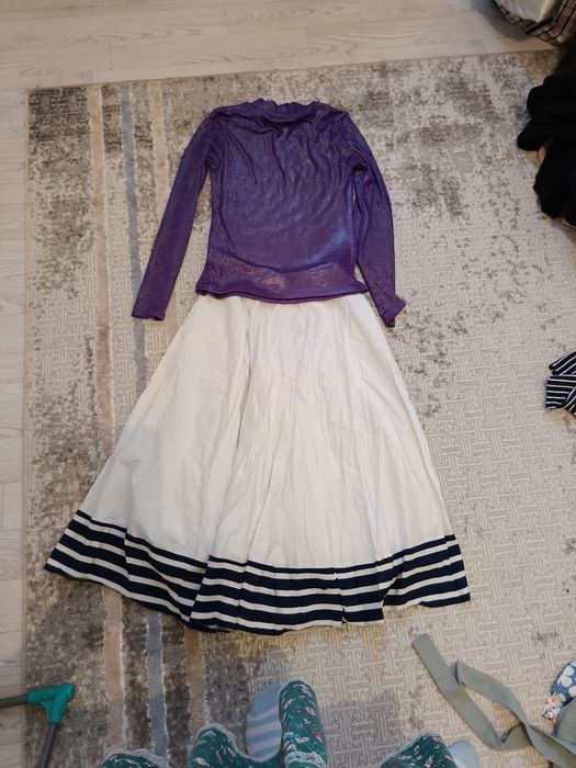 Продаю юбки блузки 44 размера