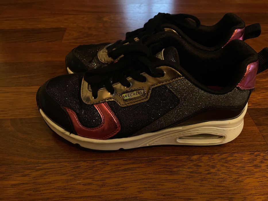 Papuci Skechers fete
