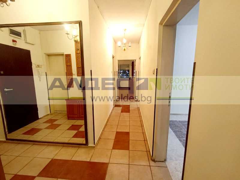 Продава се Тристаен апартамент в София, Дружба 2 - 103 кв.м за 2319 €/кв.м - Снимка #9