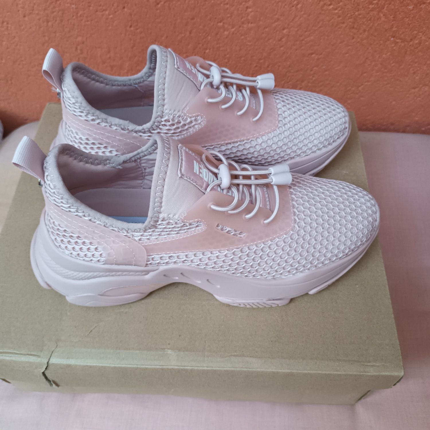 Дамски маратонки Steve Madden