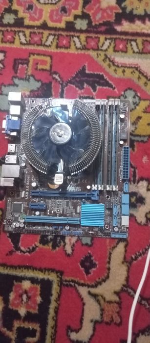 Матиринка asus B75-plus навая