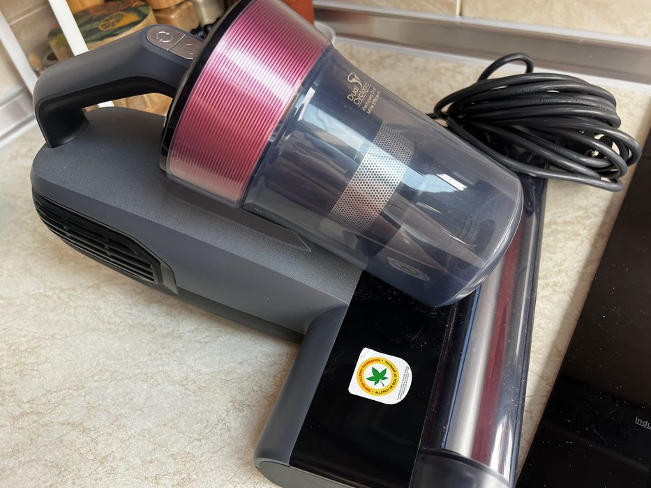 Прахосмукачка против акари Jimmy BX8