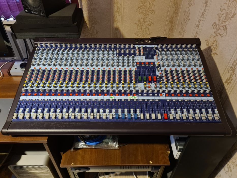 Midas Venice 320, продам или обмен на 5ти стр. бас гитару