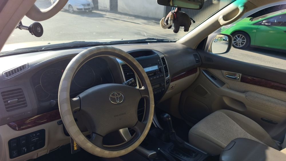 Vând Toyota Land Cruiser 120