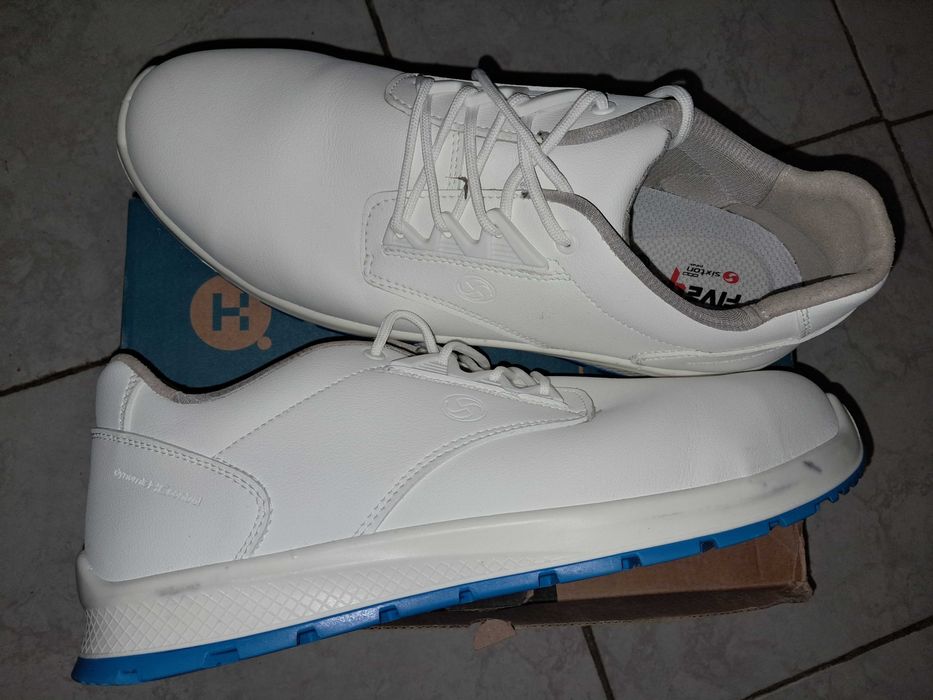 Нови работни обувки