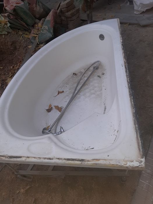 Ванна уголок б/у