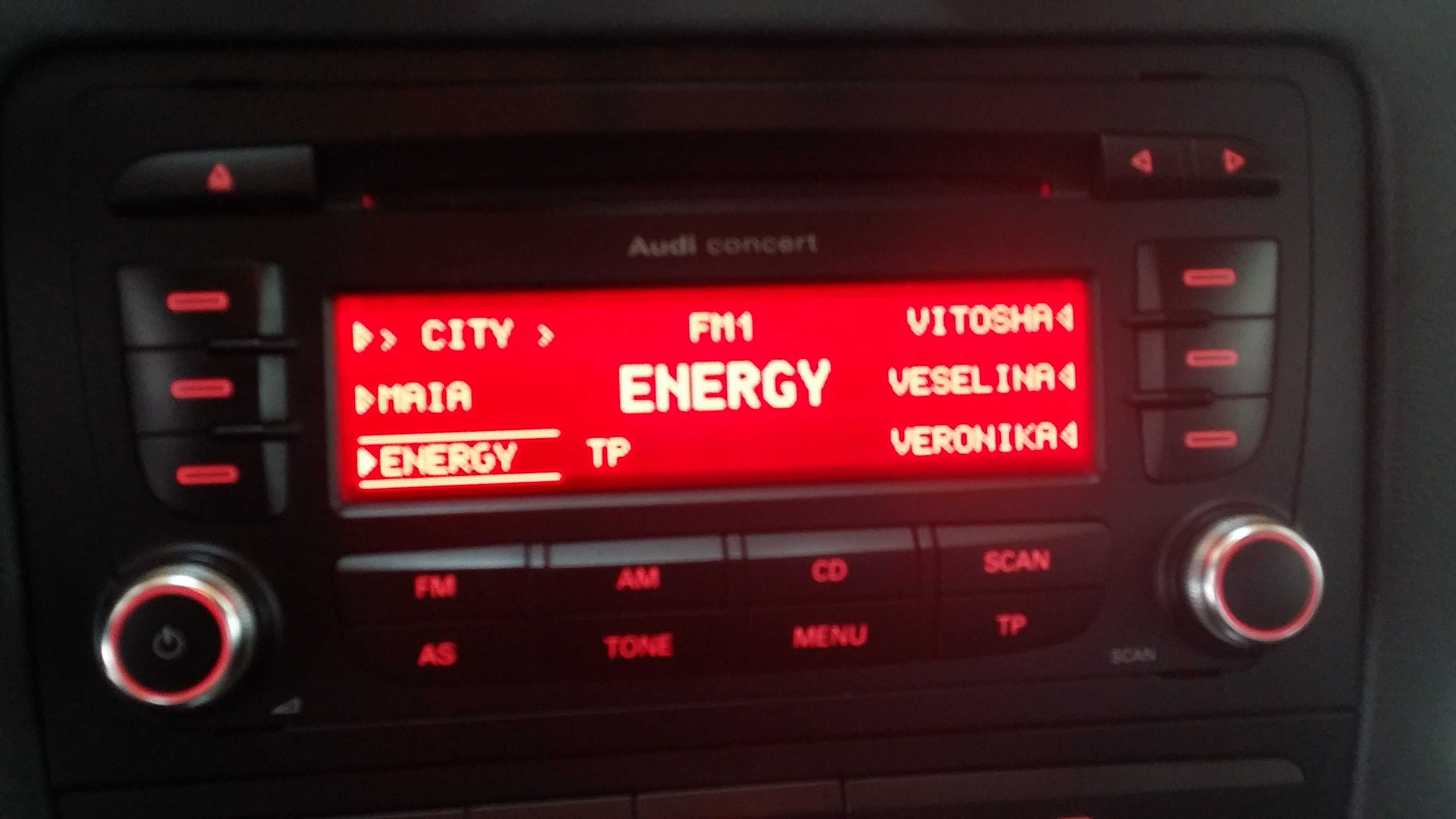 Авто радио със CD Blaupunkt Audi Concert 2+ CD с MP3 от Ауди А3 8р.
