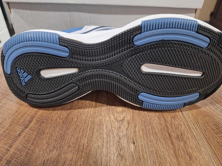 Нови мъжки маратонки Adidas 44 1/2