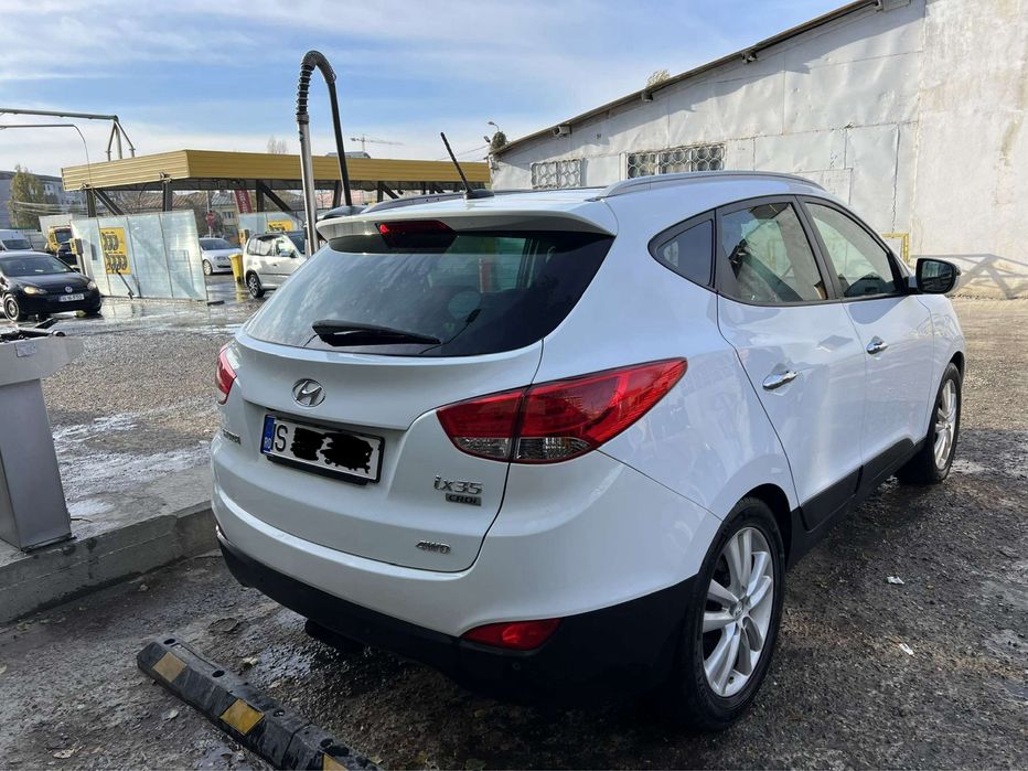 Hyundai ix35 2.0 CRDi 4x4 Full – Piele, Trapa, Scaune Încălzite