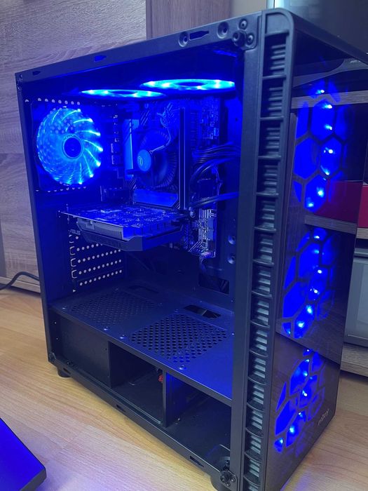 Sistem Desktop Gaming Powered by Asus