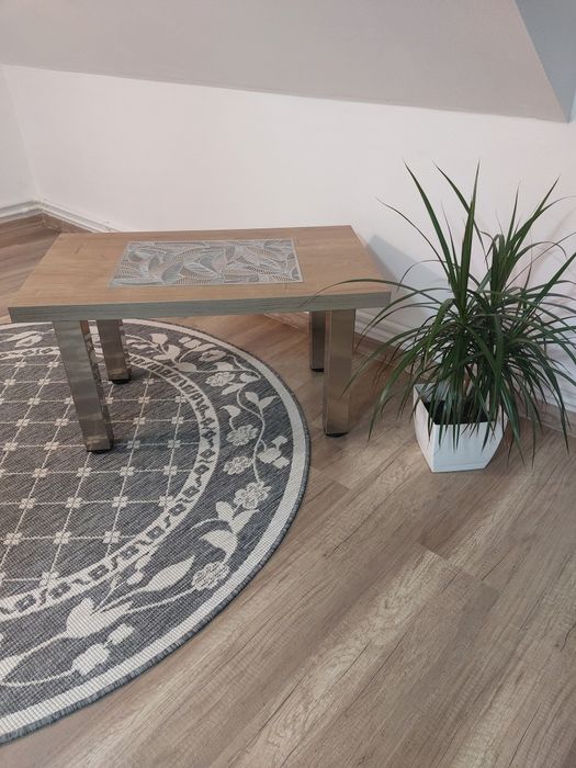 Masuta cafea ,dimensiuni 82/48 cm