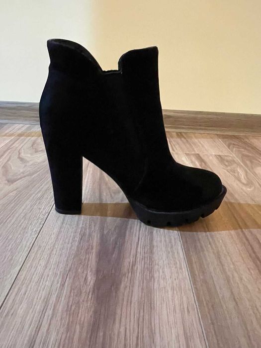 боти на дебел ток