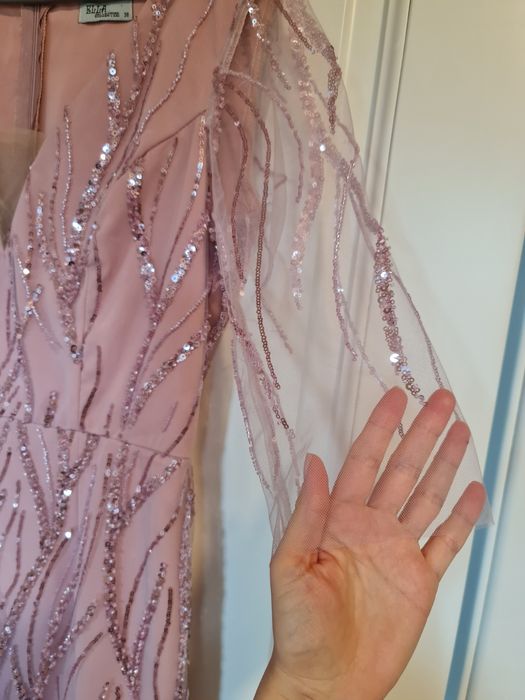 Rochie roz cu paiete