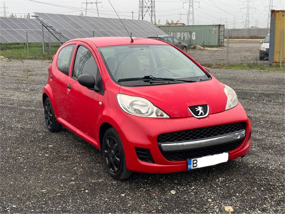 Peugeot 107.  An 2012.   Euro 5