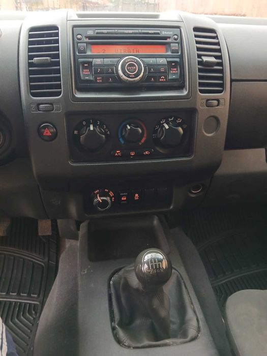 Nissan Navara  *** 2015 *** 2.5 diesel ***