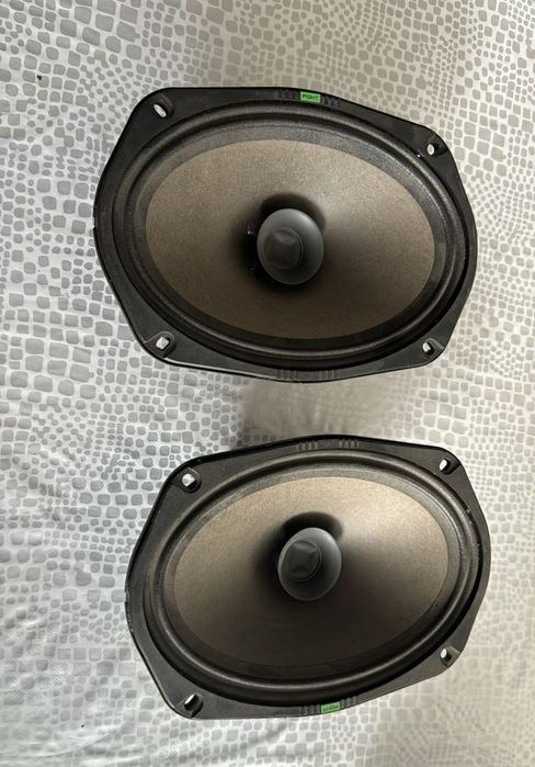 Продам динамики оригинальные фирма альфард комплект