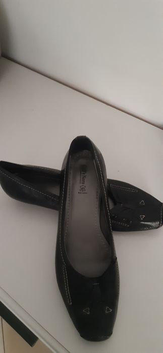 Адидас и други маркови ботуши