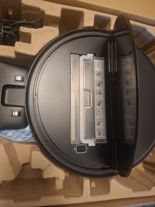 Aspirator robot Rowenta