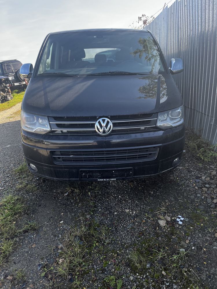 Dezmembram VW T5 2011