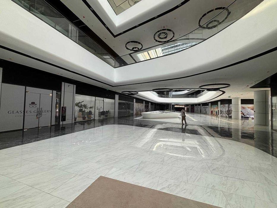 Аренда помещение в 
ТРЦ “PARK IN MALL” Вдоль дороги