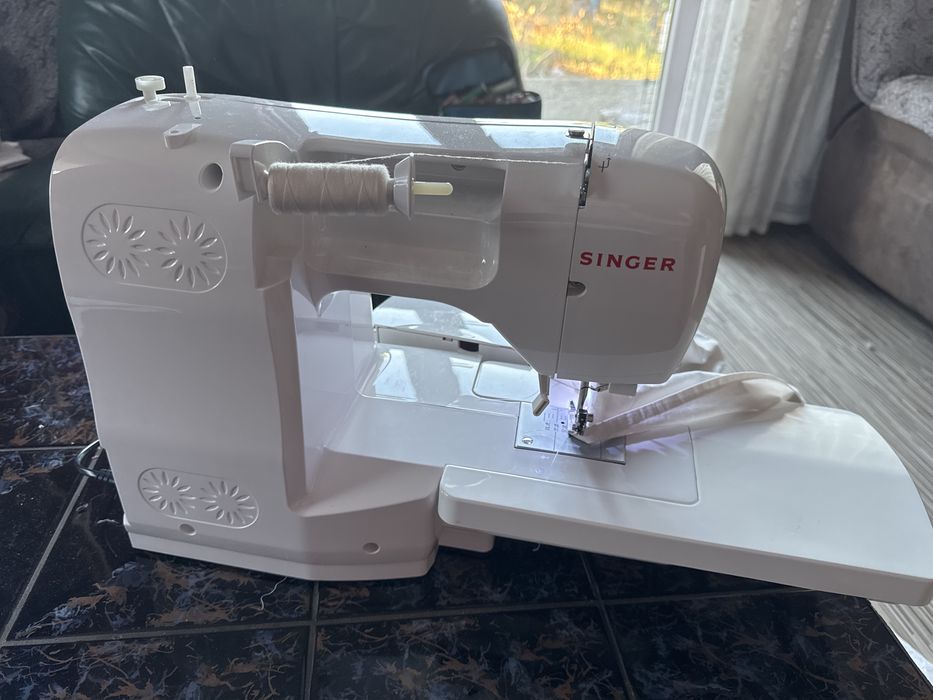Masina de cusut SINIGER STARLET 6699