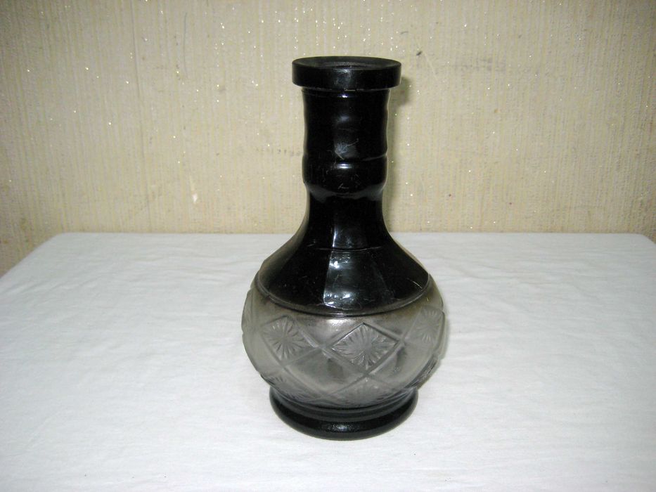 Колба для кальяна ест большой и маленький отличном целом состоянии!