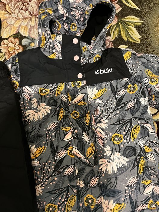 Продам зимний костюм для девочки