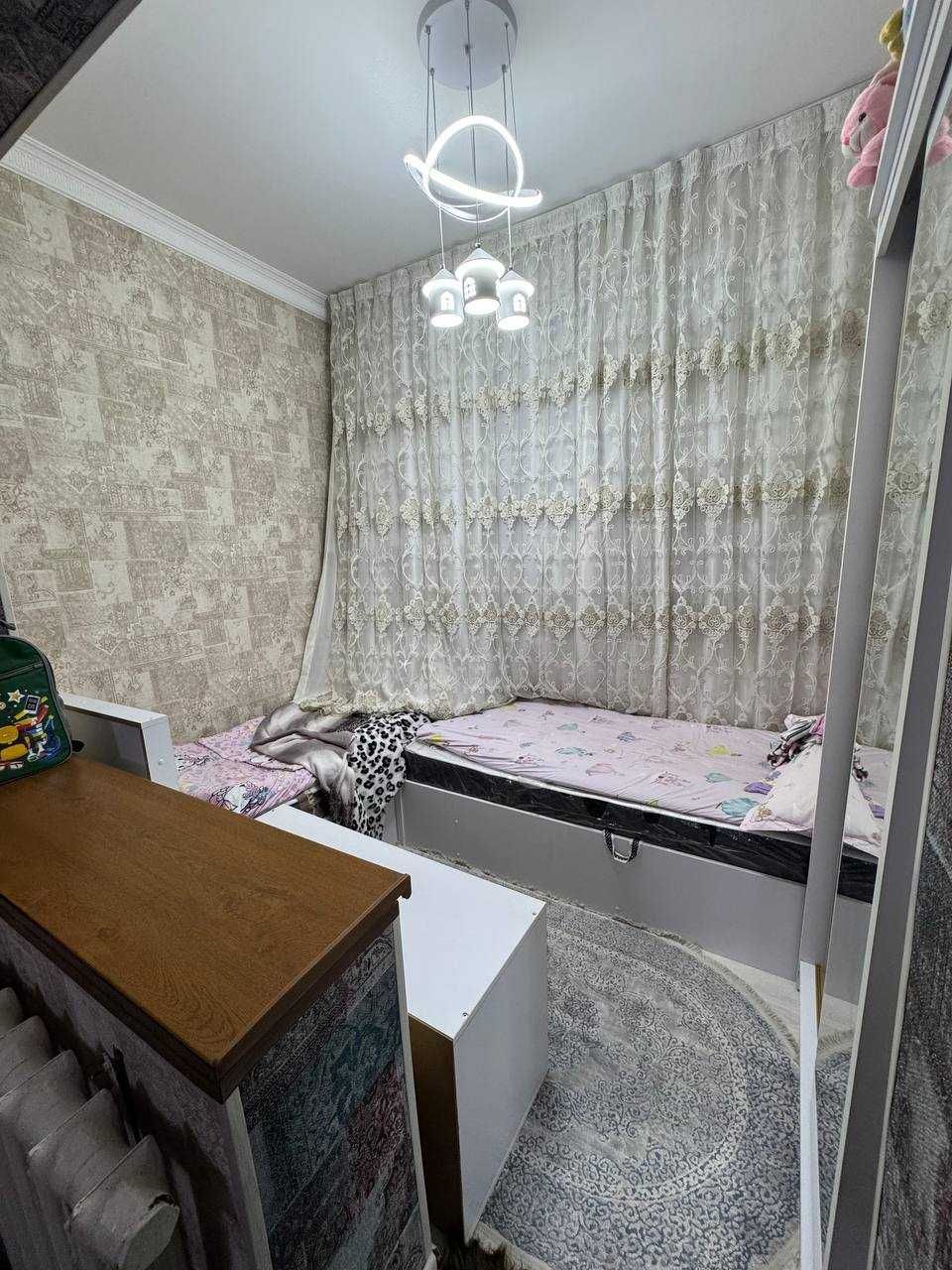 СРОЧНО!!! Продается квартира в Яшнабаде 2*3/3/5 (62 кв/м) Авиасозлар 1