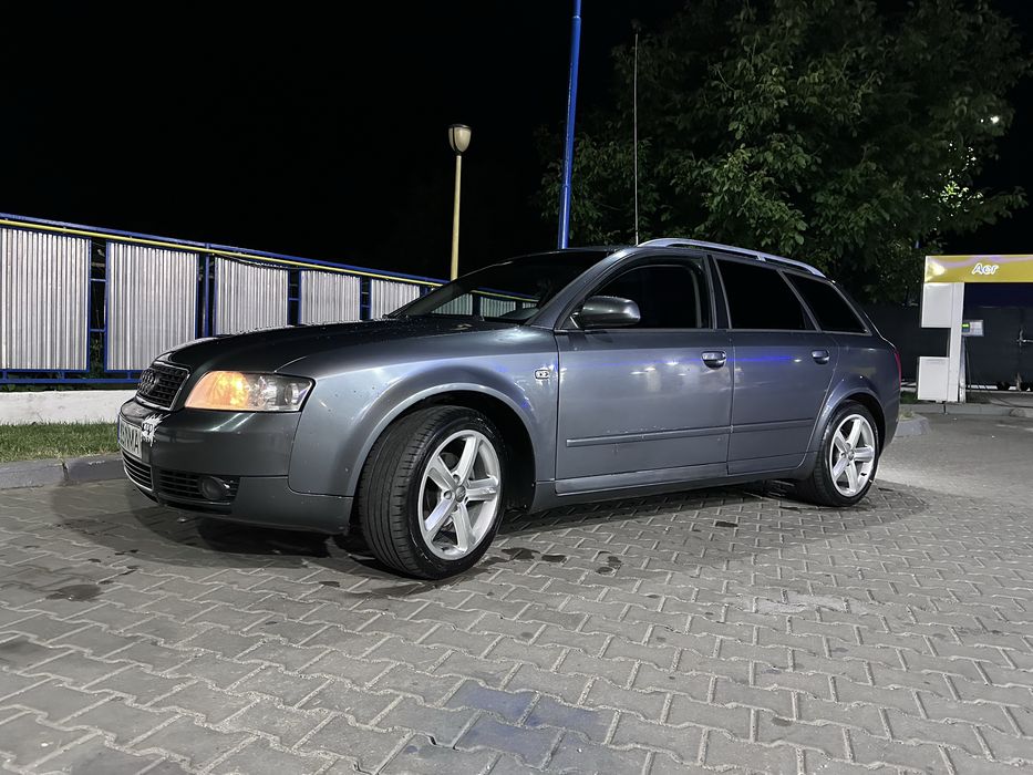 Audi A4 b6 , 1.6 benzina!!