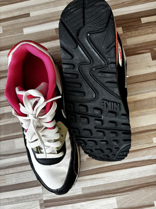 Дамски маратонки Nike 36.5