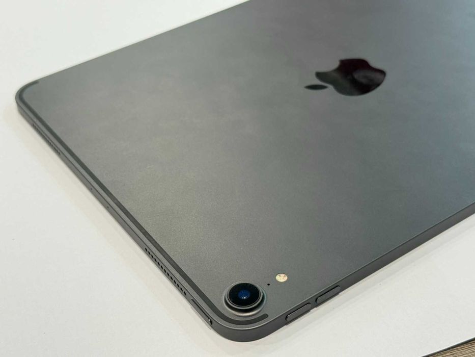 iPad Pro 11” 1st Gen – 64GB