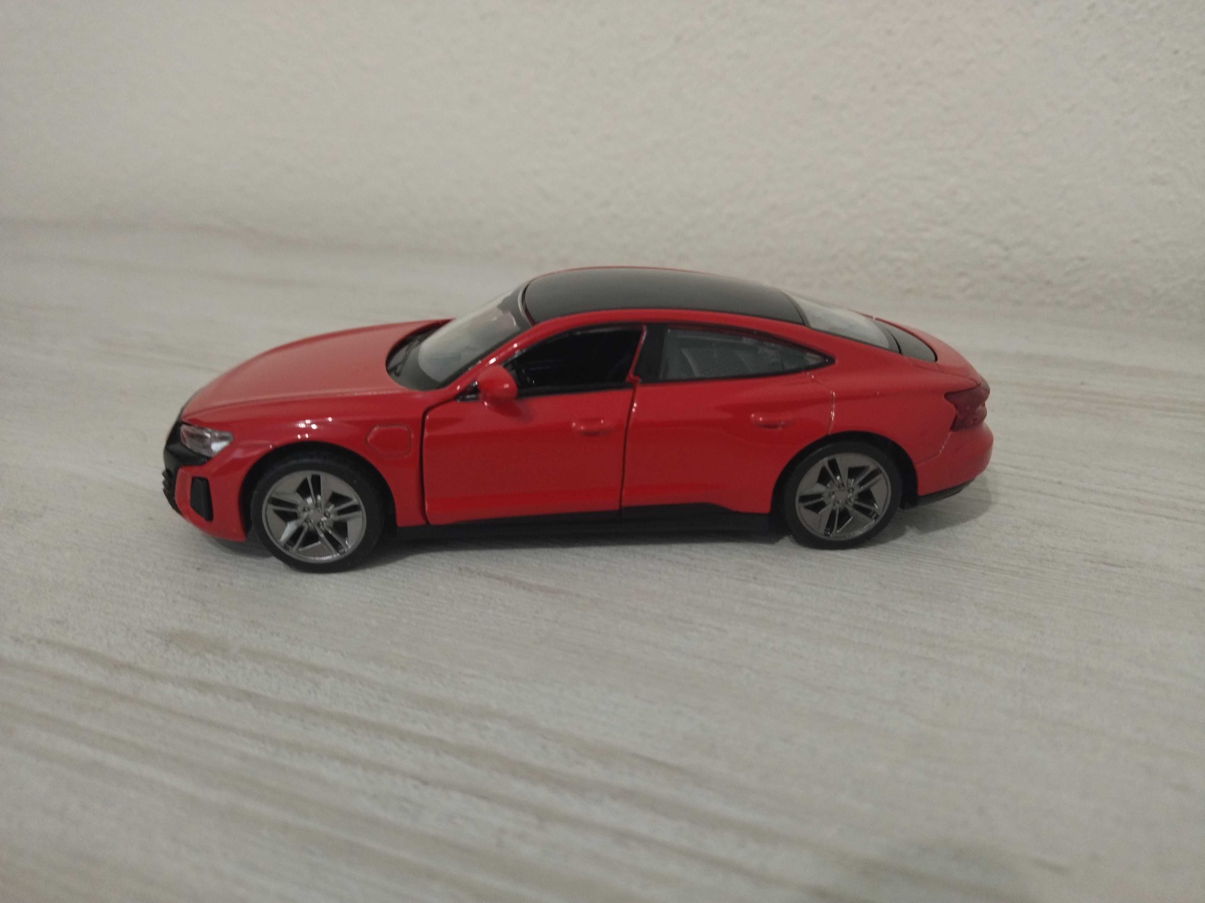 Метална количка АUDI RS e-tron GT !!!