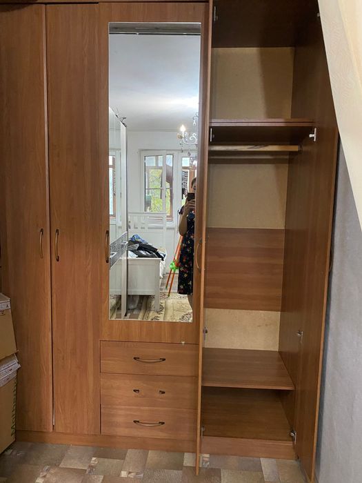 Продается шкаф б/у