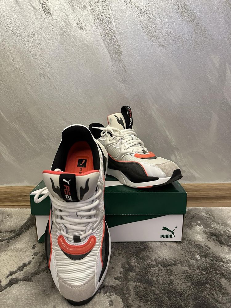 Puma RS2K.