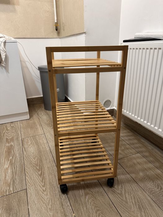 Etajera pe roti EGTVED bambus