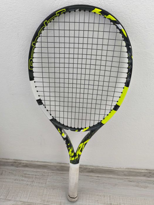 Racheta Babolat  Pure Aero 285 grame, folosită 1 singură dată
