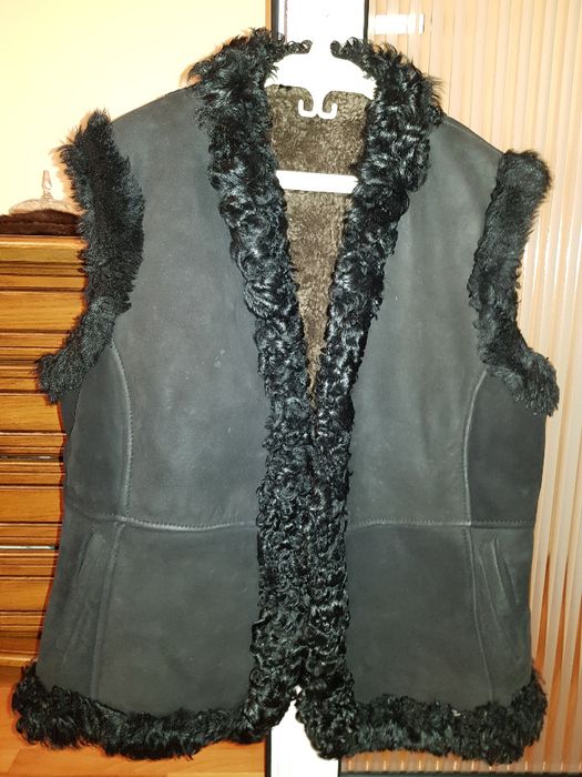 Vand cojoc blana miel negru