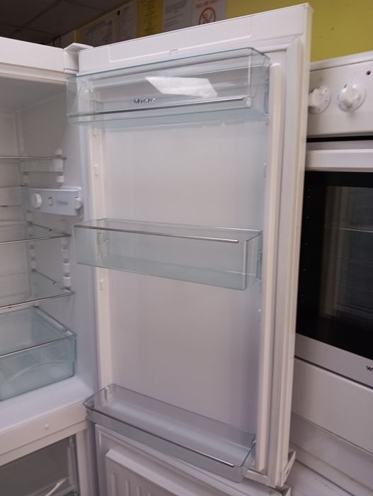 Комбиниран хладилник с фризер Миеле Miele с 2 години гаранция!