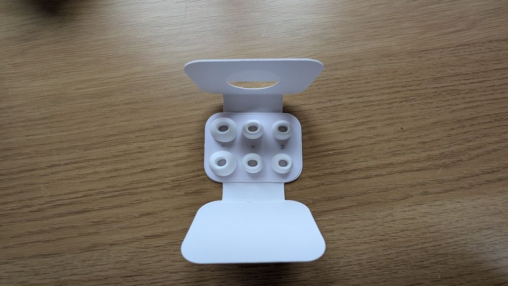 AirPods pro implacabile