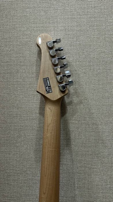 Электрогитара Yamaha Pac112j