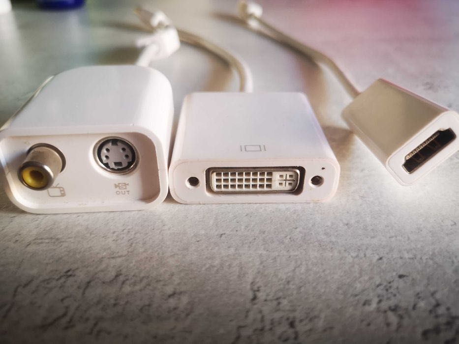 Adaptoare apple diverse modele
