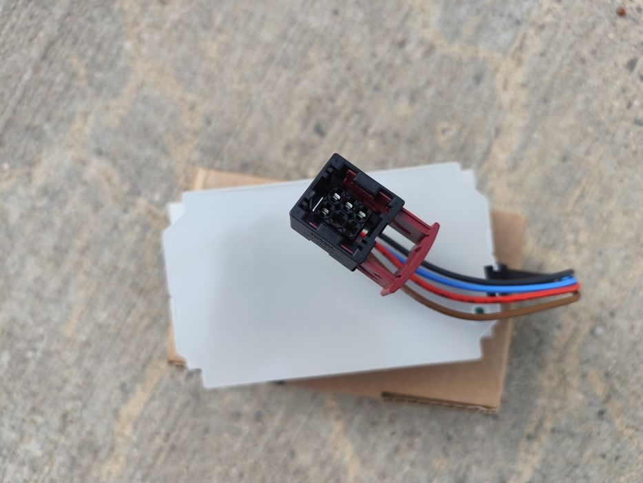 Convertor tensiune CC/CC 48V/12V 12A