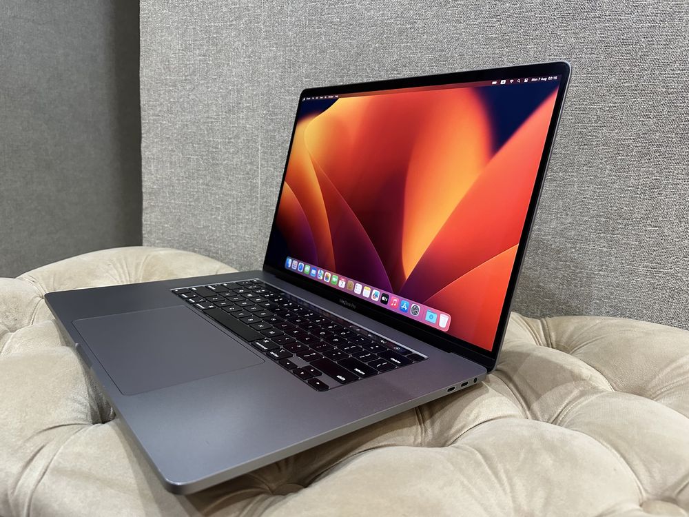 * Apple MacBook PRO 16 A2141 core i9 мощный игровой ноутбук