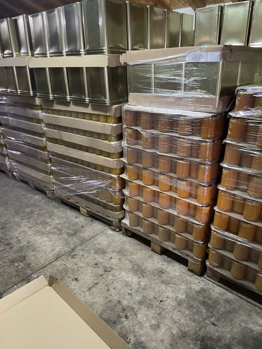 Продавам пчелен мед.