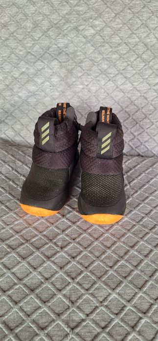 Детски маратонки и ботушки адидас