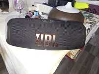 De vânzare boxă jbl charger 5