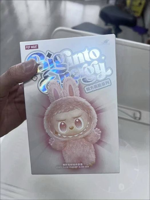 Нови Оригинални Labubu pop mart