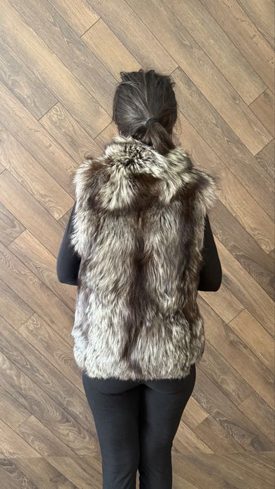 Елек с естествен косъм