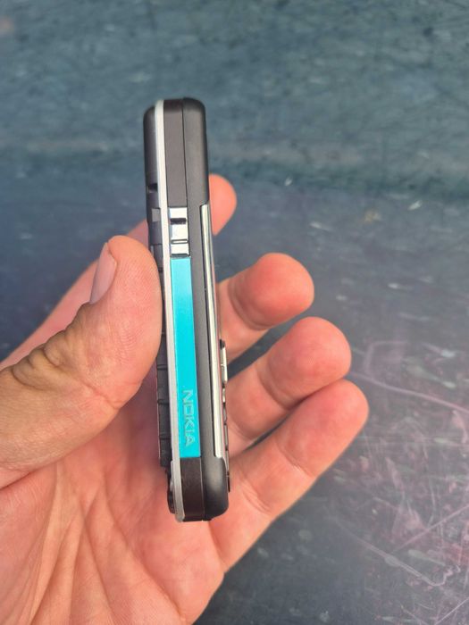 Nokia 7360 in stare extrem de buna