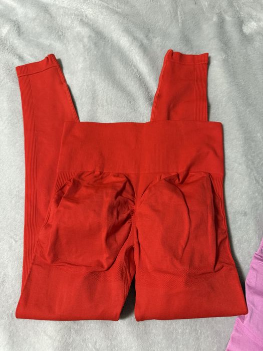 Спортни дрехи My Protein/ Oysho, Peach Pump и др.